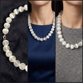 Collier en perles de sélénite naturelle  et Fermoir en acier inoxydable