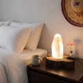 Lampe tour en sélénite naturelle sculptée à la main au Maroc — colonne lumineuse purifiante, chakra couronne, artisanat authentique | Pure Selenite