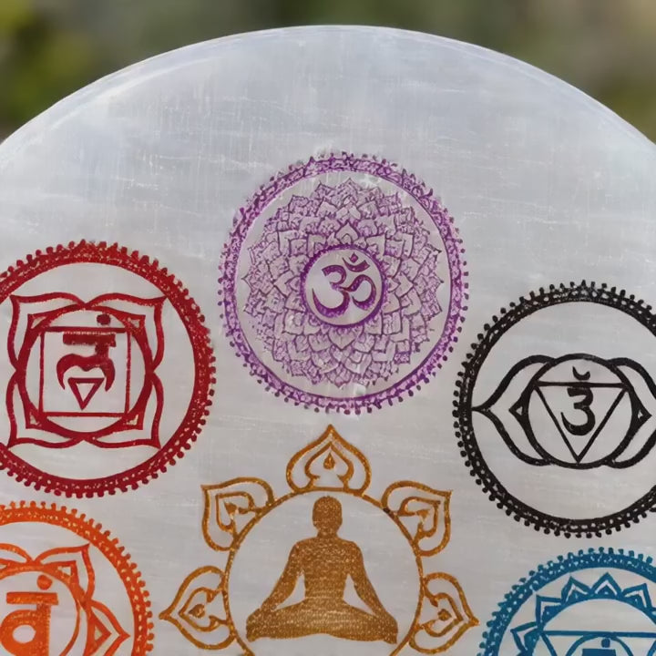 Disque sélénite naturelle pur profil — cristal translucide unique, méditation chakra et géométrie sacrée, artisanat marocain | Pure Selenite